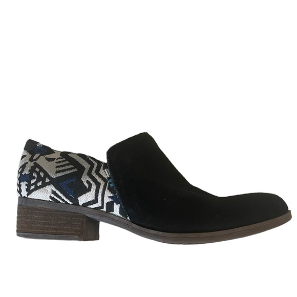 Toms Shoes - Toms Black Suede/ Metallic Jacquard Shaye Bootie Ladies 7